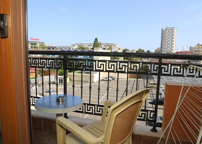 Family Deykin Hotel 2*