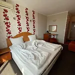 Family Deykin Hotel 2*