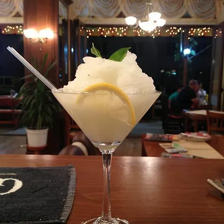 Отель Deykin